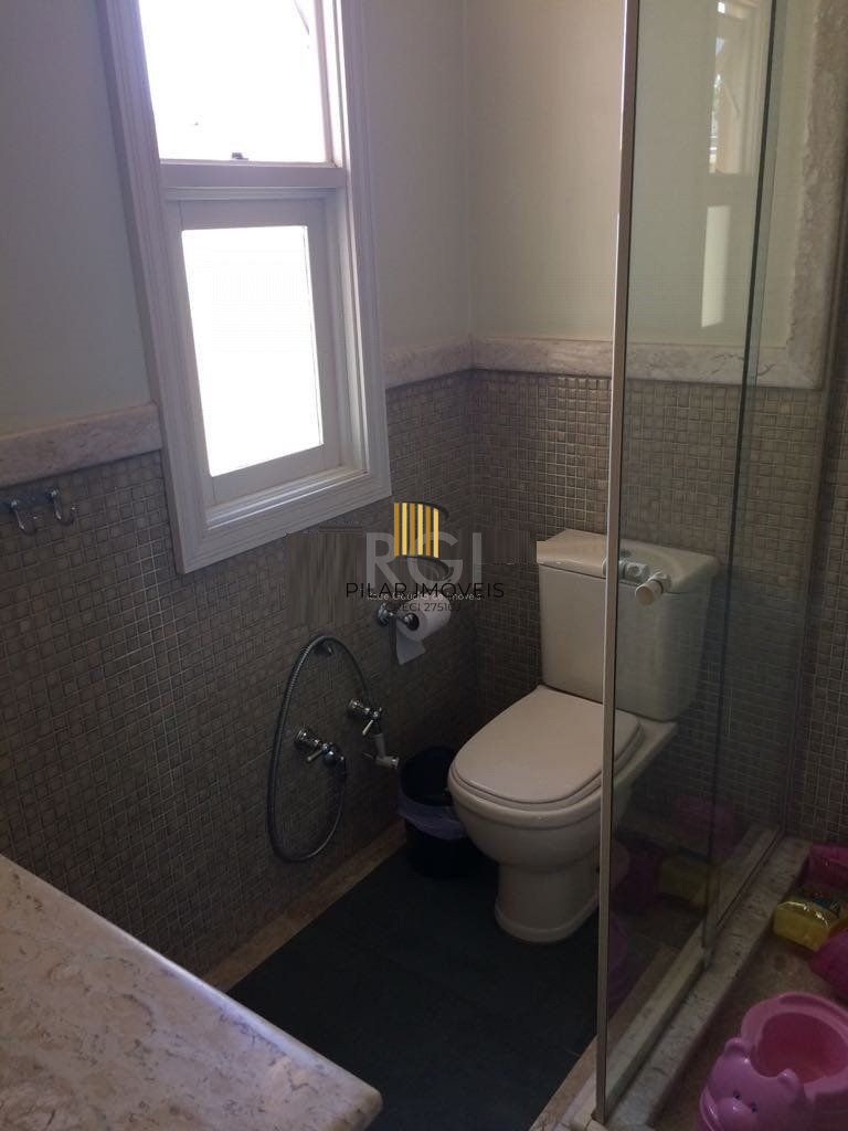 Cobertura para Venda - 248m², 3 dormitórios, sendo 1 suites, 2 vagas - Mont Serrat