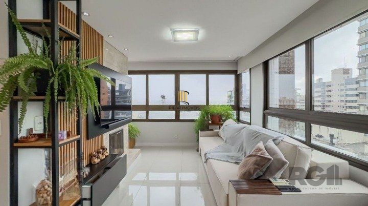 Vende-se apartamento 2 quartos, 1 suíte, 2 vagas – 80m² - Petrópolis