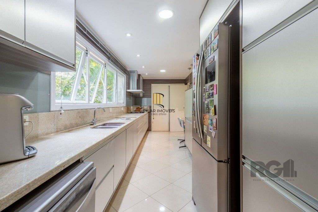 Apartamento 3 dormitórios no bairro Três Figueiras