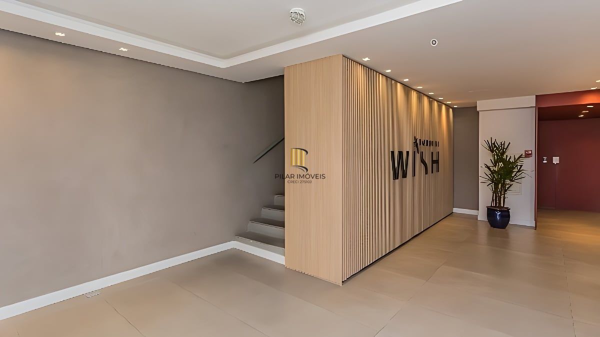 Vende-se apartamento com 2 quartos (1 suíte), 81m² e 2 vagas – Moinhos de Vento