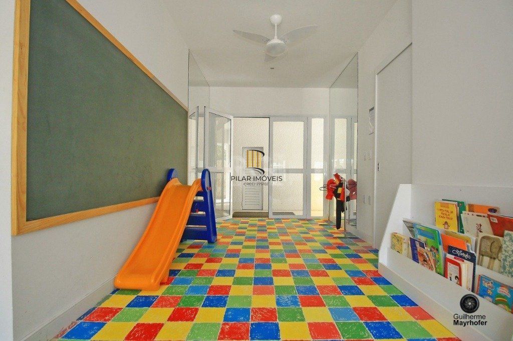 Apartamento para Venda - 121m², 3 dormitórios, sendo 2 suites, 2 vagas - Menino Deus