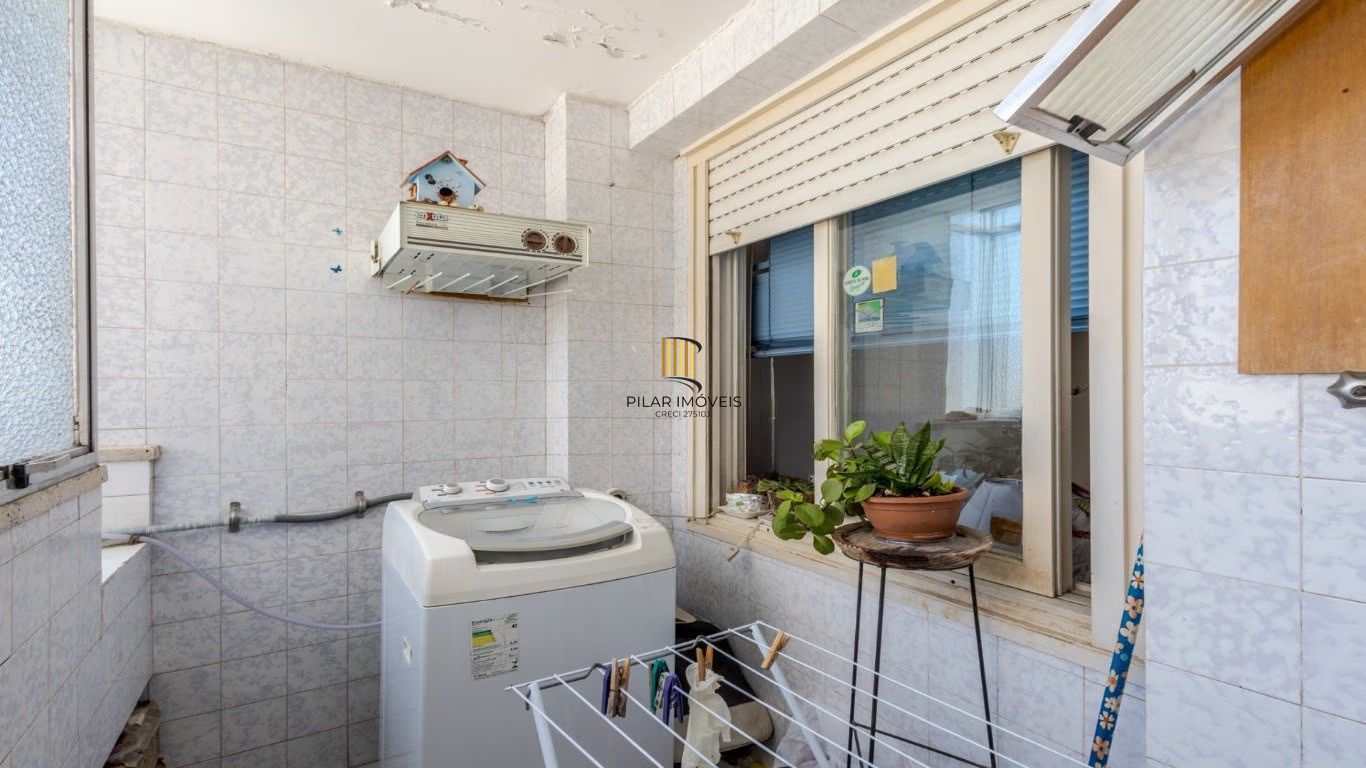 Excelente apartamento de 2 D na Demétrio Ribeiro