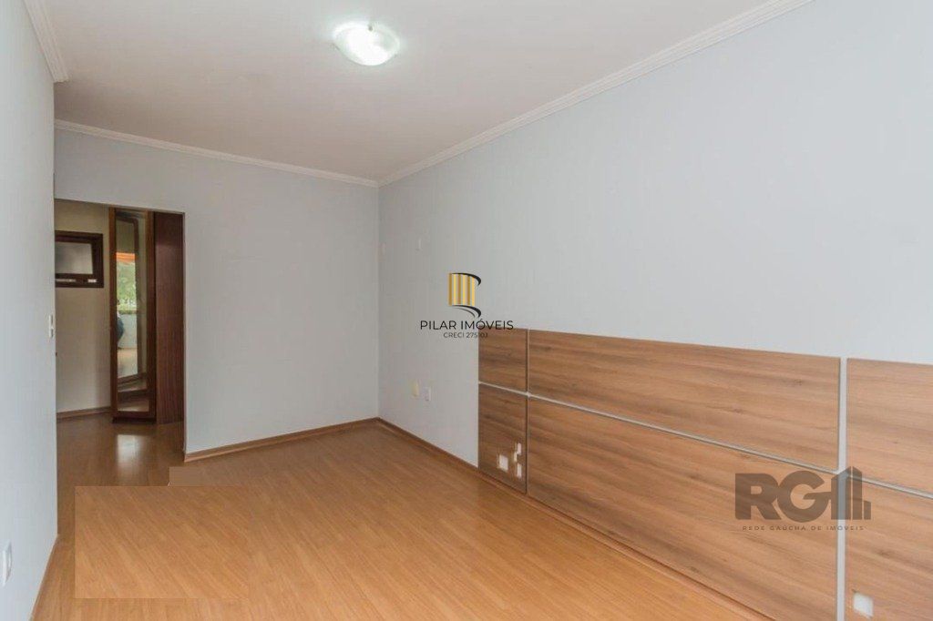 Ampla Cobertura de 181m² com 2 Quartos, Suíte e 2 Vagas no Bairro São João!