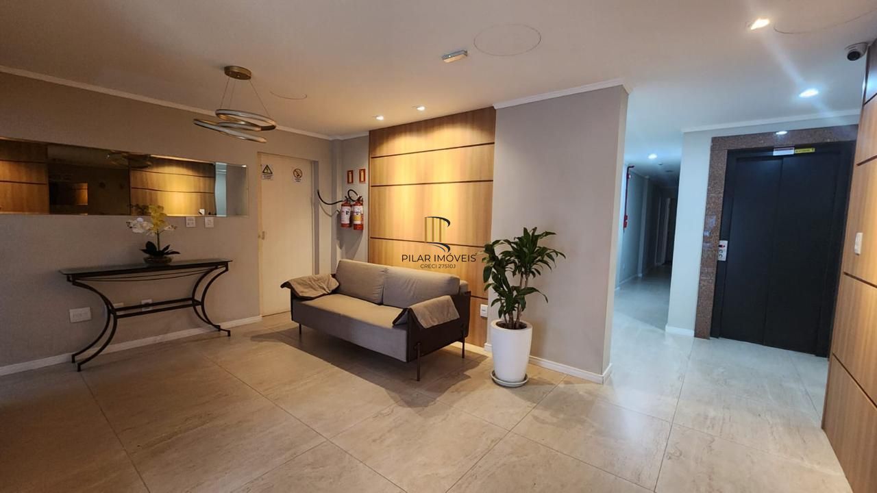 Vende-se apartamento com 2 quartos, 71 m² e 1 vaga – Santana