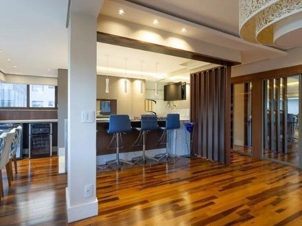 Vende-se amplo apartamento luxuoso 3 suítes e 3 vagas, hidro, mobiliado, dependência completa - 221m² - Bela Vista