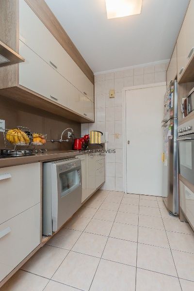 Vende-se cobertura com 3 quartos (1 suíte), piscina privativa, 202m² e 2 vagas - Mont Serrat