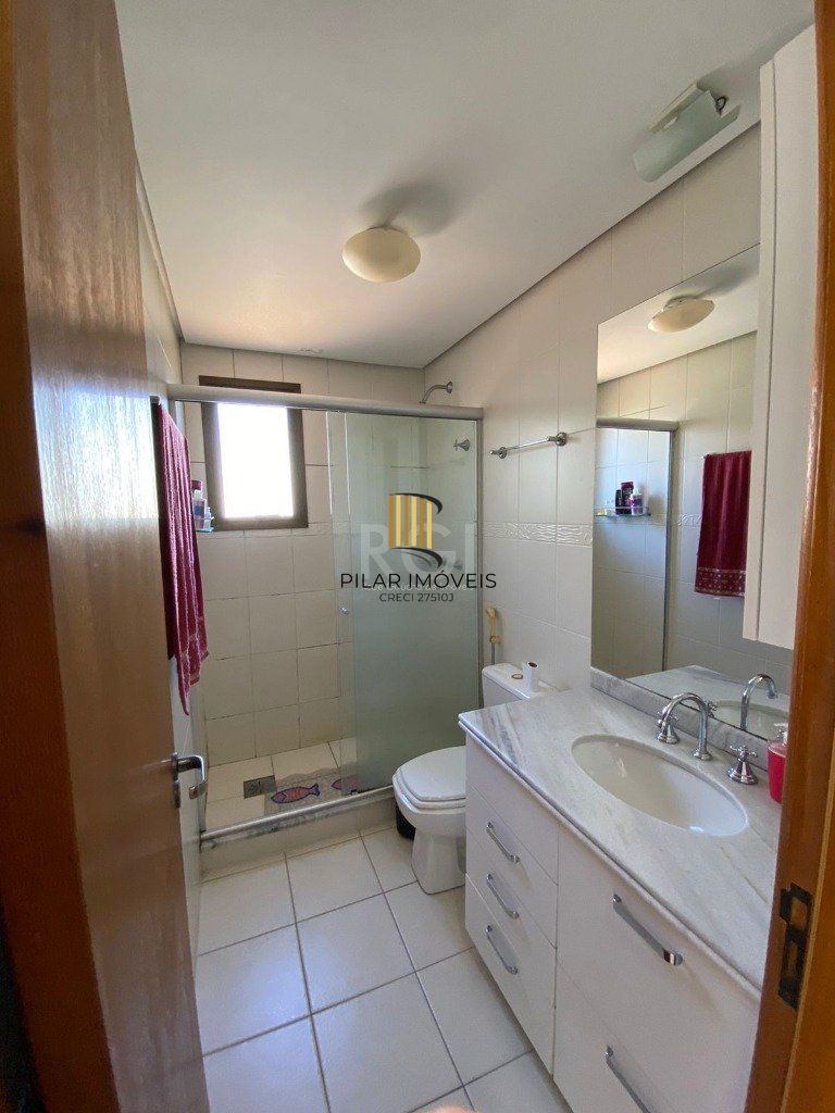 Apartamento para Venda - 75m², 2 dormitórios, sendo 1 suíte, 2 vagas-Petrópolis