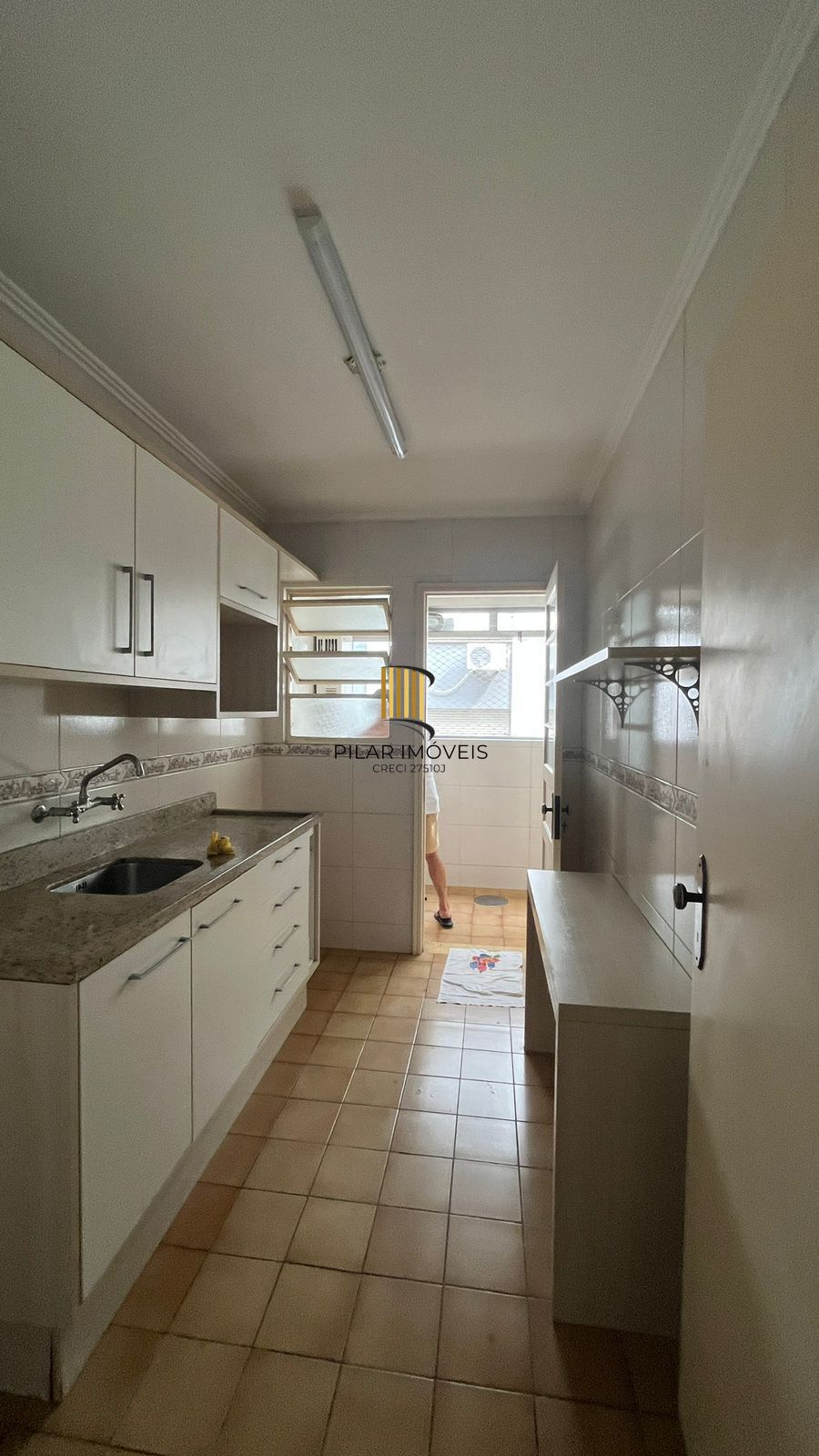 Apartamento com 2 quartos e 77m² à venda em Rio Branco, Porto Alegre.