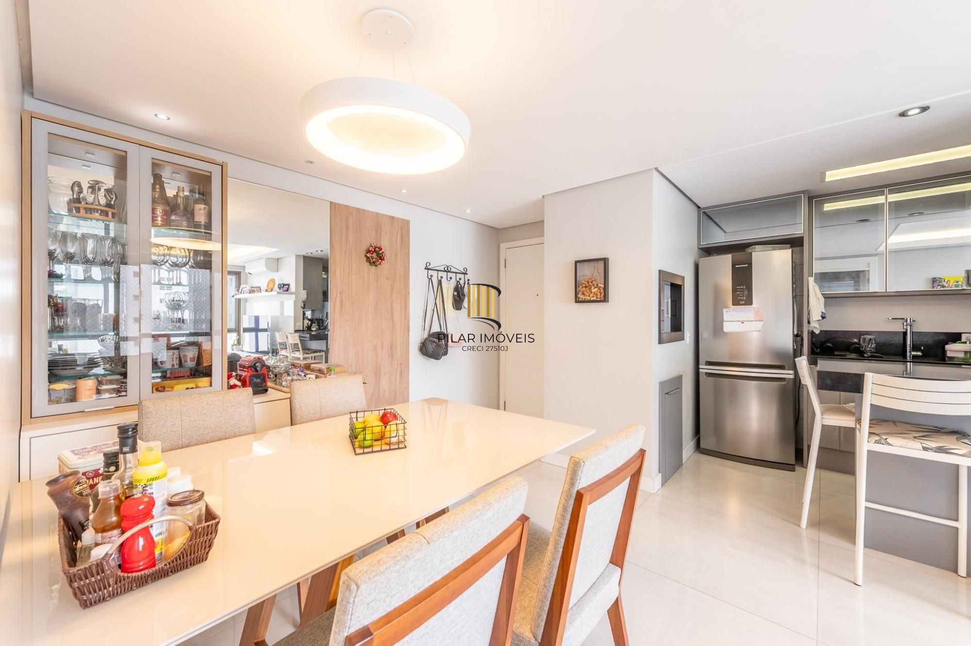 Vende-se apartamento com 3 quartos (1 suíte), 78,5 m² e 2 vagas – Passo da Areia