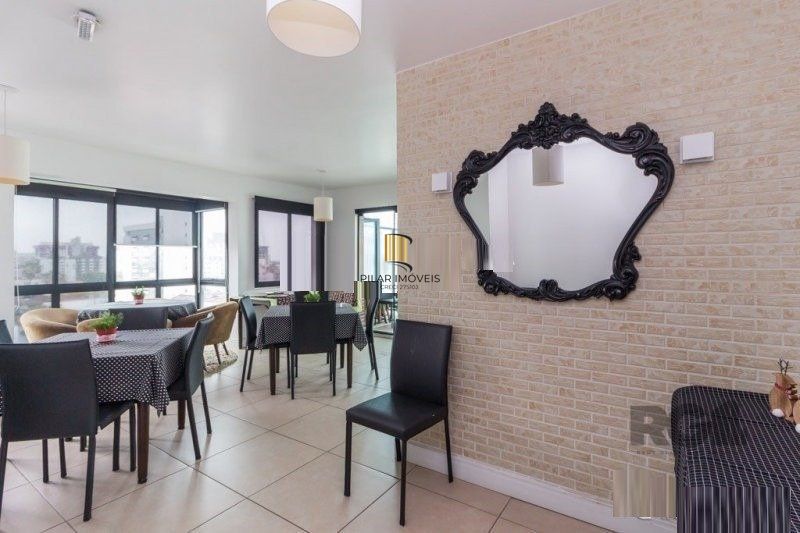 Apartamento para Venda - 38m², 1 dormitório, sendo 1 suites, 1 vaga - Menino Deus