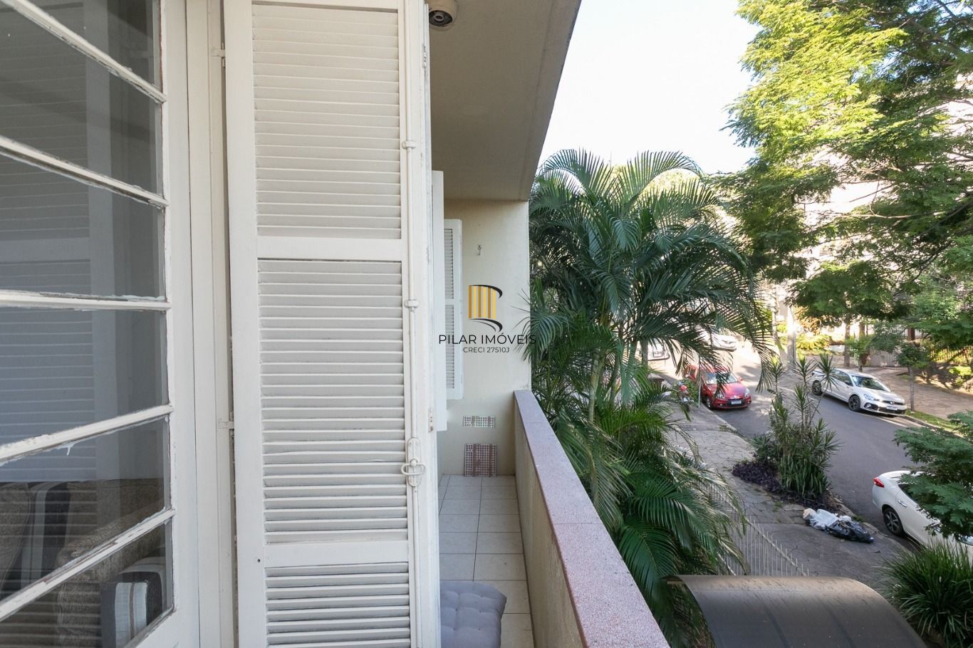 Vende-se apartamento com 3 quartos(1 suíte), 95m², sacada e 1 vaga - Bela Vista
