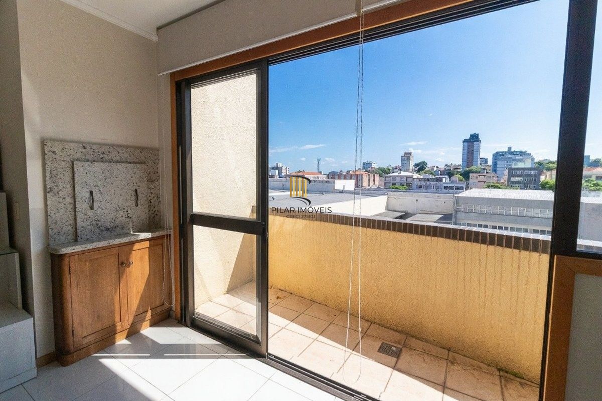 Vende-se apartamento com 3 quartos (1 suíte), 90m² e 2 vagas – Passo da Areia