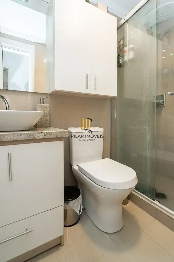 Vende-se apartamento com 2 quartos, 55 m² e 1 vaga - Passo da Areia
