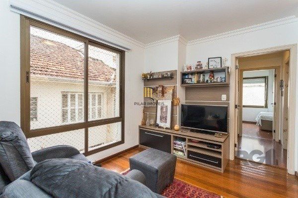 Vende-se espaçoso apartamento 4 quartos, 2 suítes, 3 vagas, próximo ao Hospital Moinhos - 154m² - Floresta