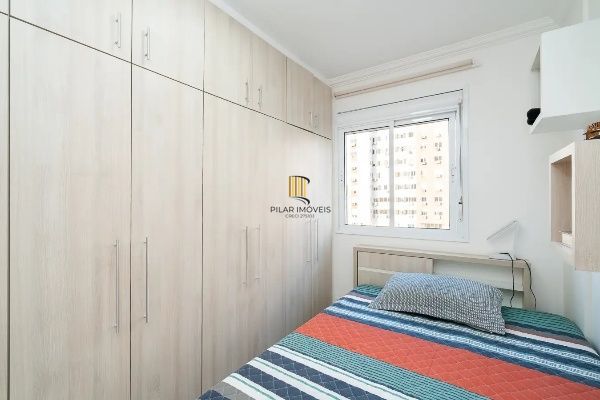 Vende-se apartamento com 2 quartos, 55 m² e 1 vaga - Passo da Areia