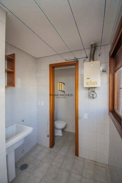 Vende-se apartamento de 2 quartos, 1 vaga, 87m² - Bom Fim