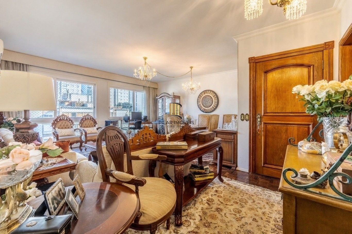 Vende-se apartamento com 3 quartos (1 suíte), 122 m² e 1 vaga – Petrópolis