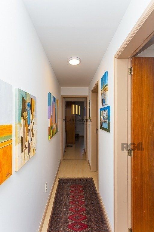 Apartamento 2 dormitórios, 2 banheiros, 1 vaga de garagem no Bairro Independência