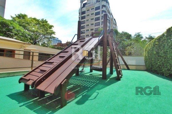 Vende-se apartamento 3 dorm com suíte e sacada 2 vagas cobertas - 126m² - Mont'Serrat