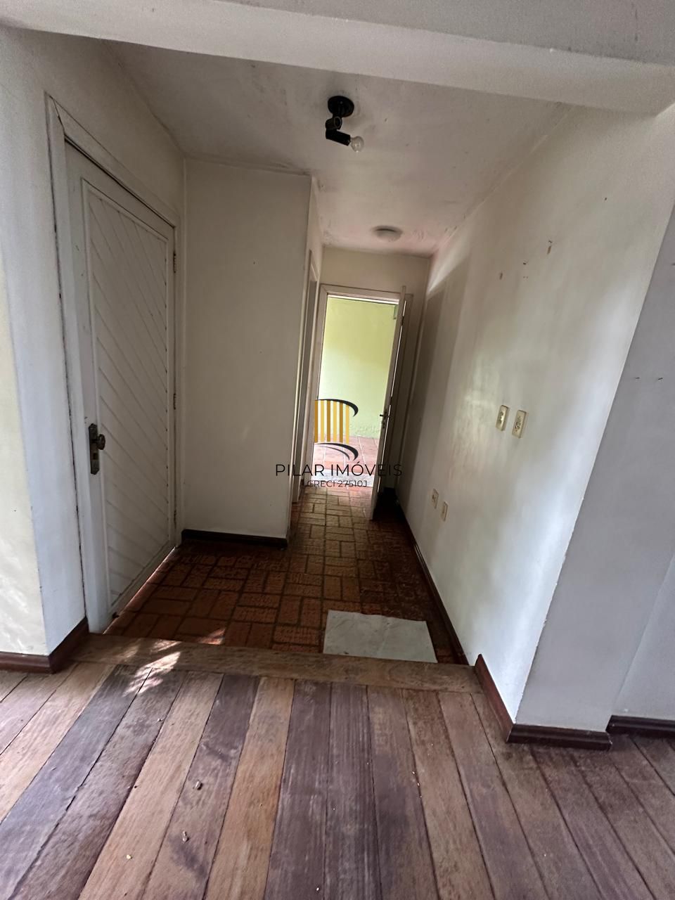 Casa em condomínio com 3 quartos, suíte e 200 m² – Tristeza