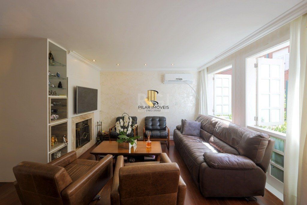 Casa Condominio para Venda - 193.67m², 3 dormitórios, sendo 1 suites, 3 vagas - Chácara das Pedras