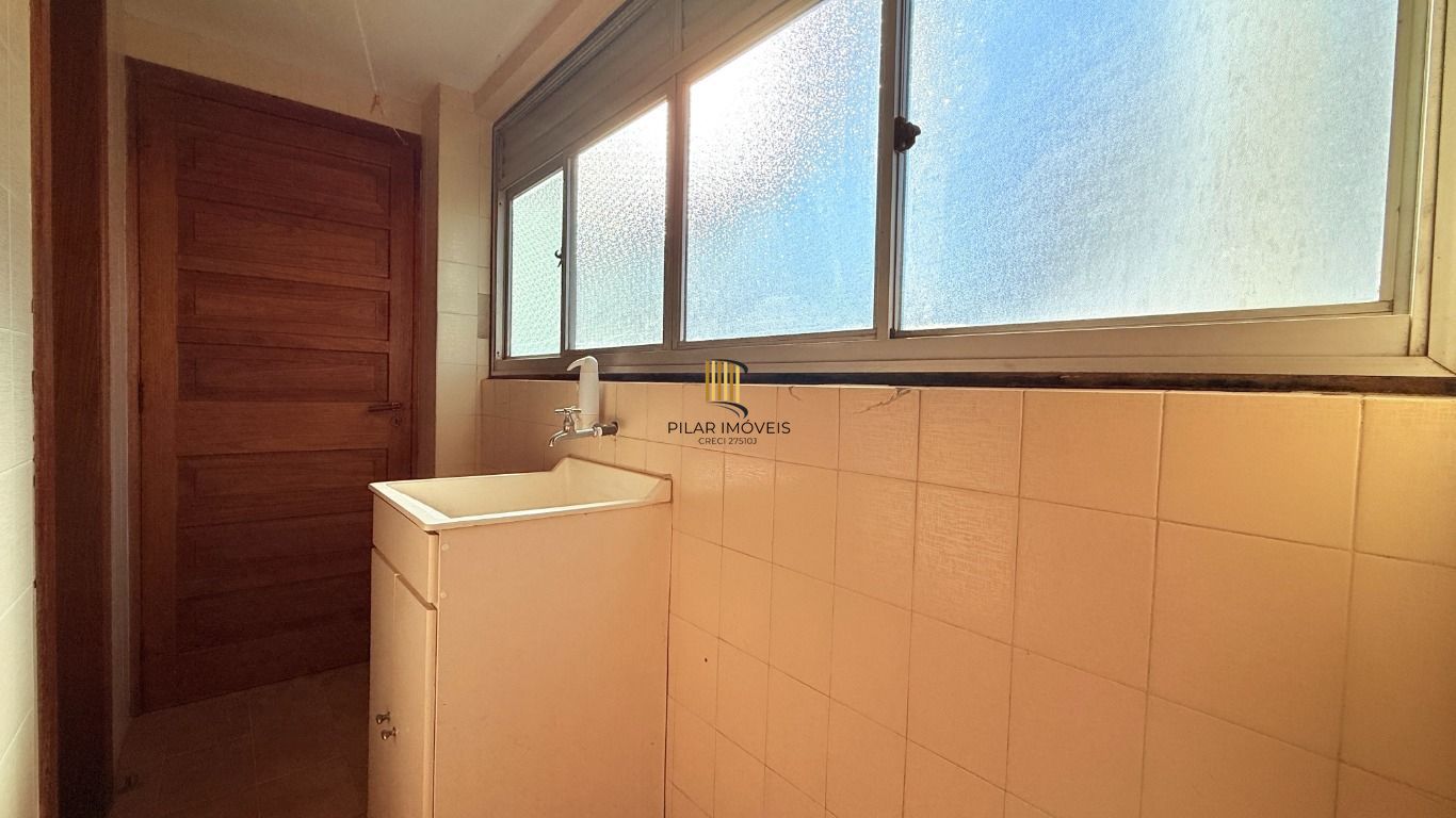 Vende-se apartamento com 3 quartos(1 suíte), sacada, churrasqueira e 1 vaga – 114 m² – Mont’Serrat