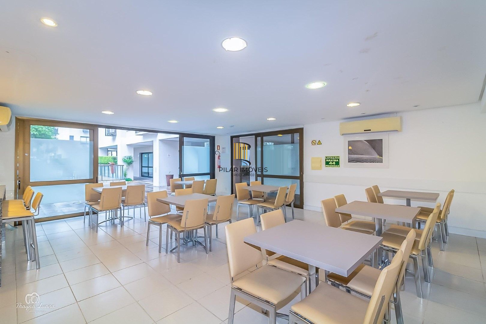 Vende-se apartamento com 3 quartos (1 suíte), 78,5 m² e 2 vagas – Passo da Areia