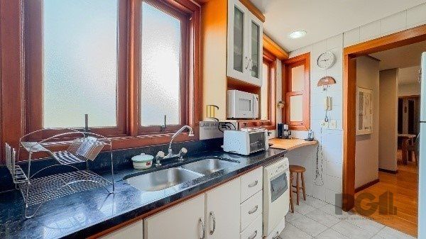 Vende-se amplo apartamento 3 quartos com suítes e 2 vagas ao lado do Parcão - 135m² - Rio Branco