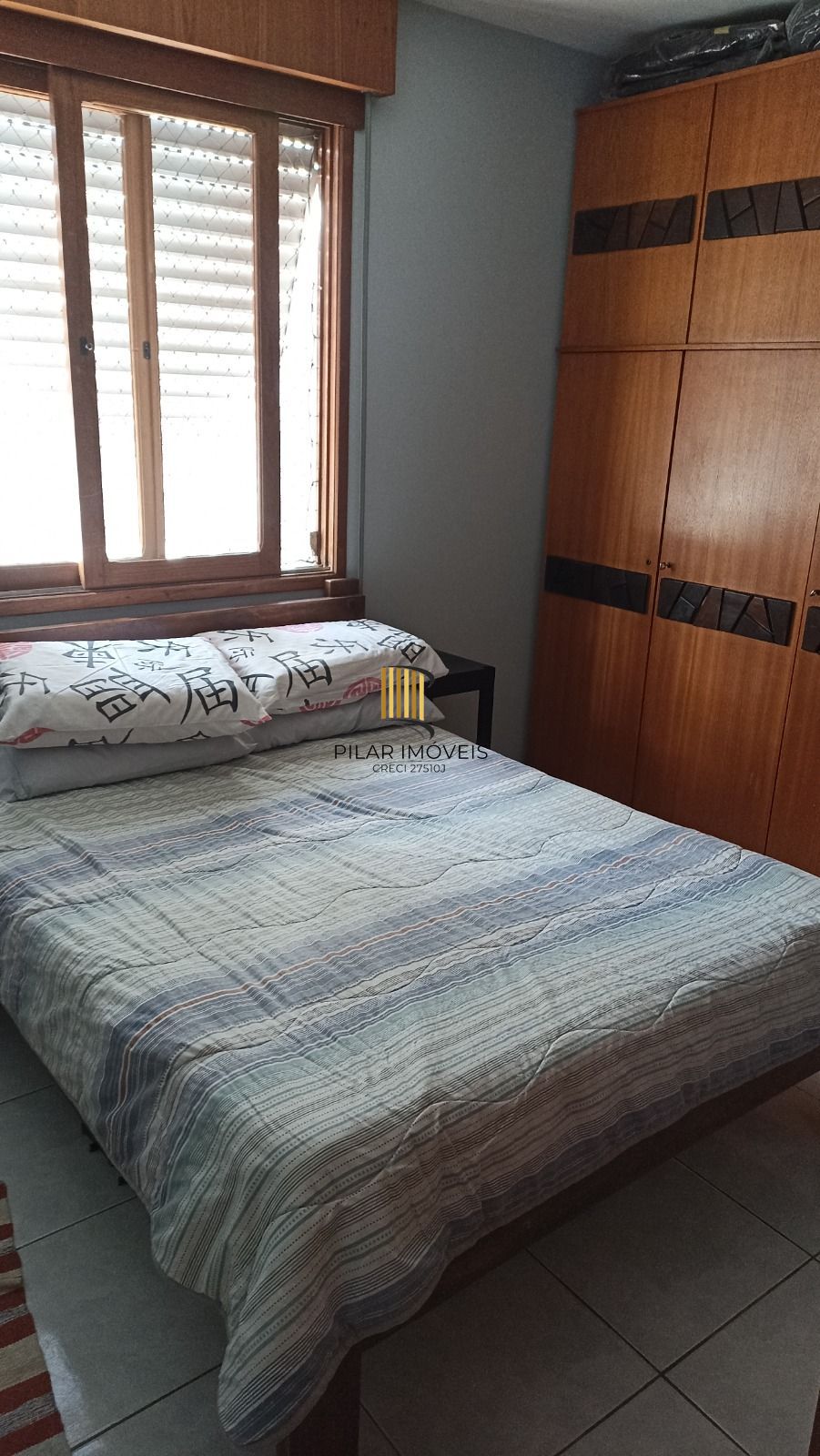 Vende-se apartamento de 1 dormitório com sacada e 47m² - Cidade Baixa