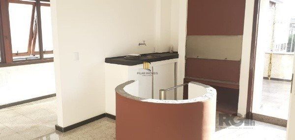 Vende-se bela cobertura de 122m², 2 quartos 2 vagas, desocupado - Auxiliadora