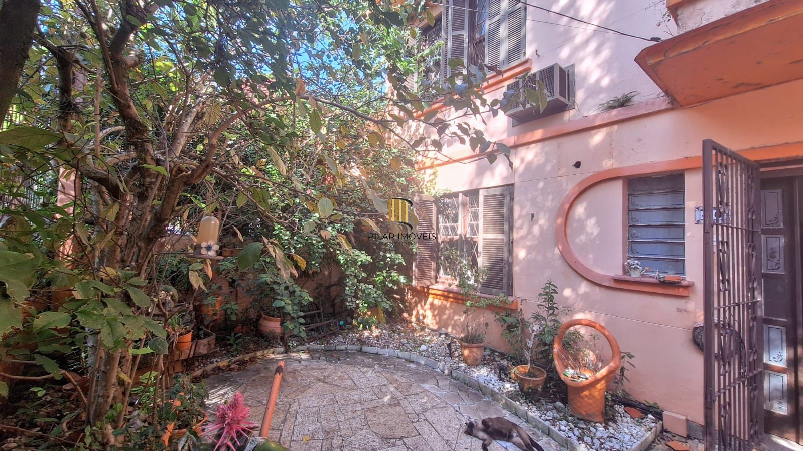 Casa com  5 quartos no bairro Petrópolis! - Pilar Imóveis