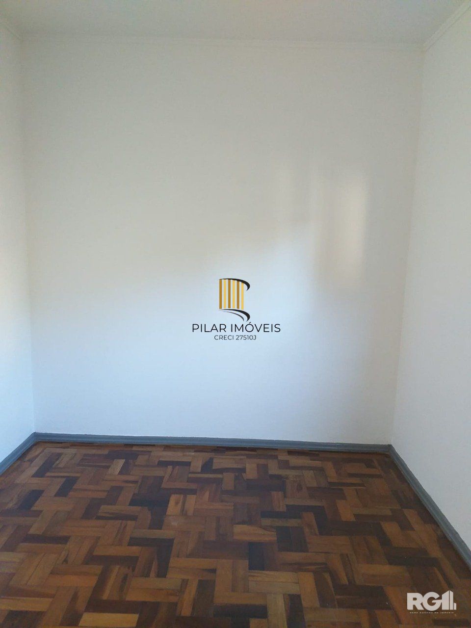 Apartamento com 3 dormitórios, 1 vaga, no bairro Camaquã, Porto Alegre, RS