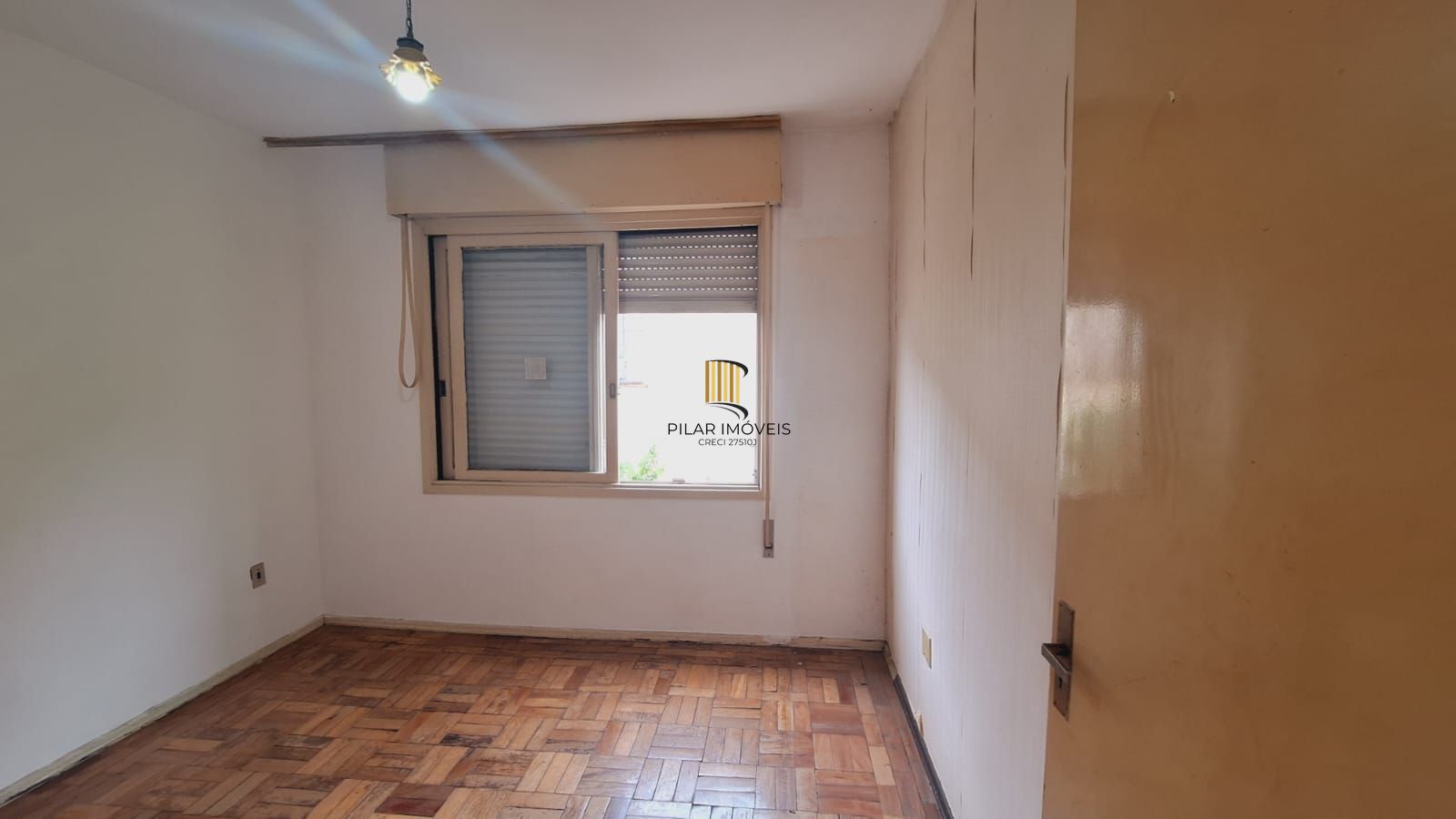 Apartamento para reformar  de 2 dormitórios com vista privilegiada