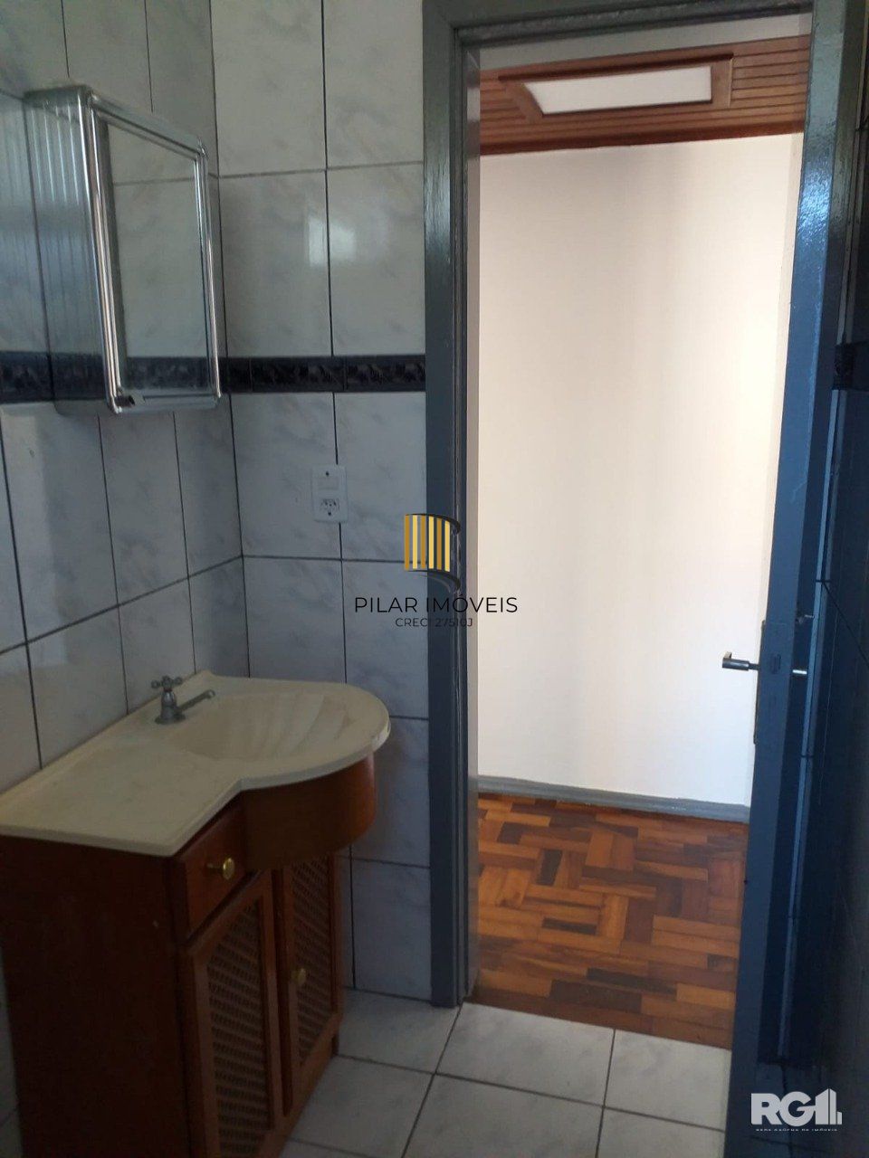 Apartamento com 3 dormitórios, 1 vaga, no bairro Camaquã, Porto Alegre, RS