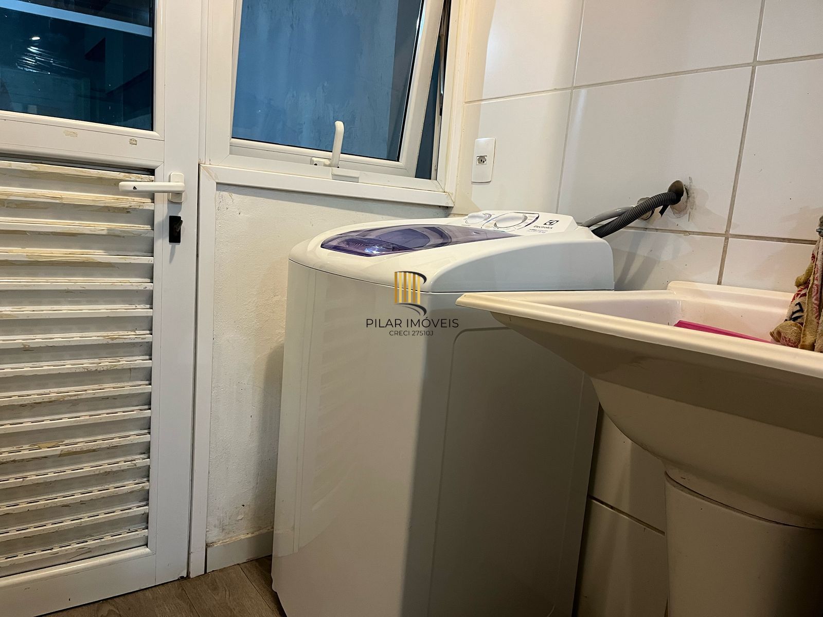 Casa com 3 dormitórios, 1 vaga no bairro Hípica e Porto Alegre, RS
