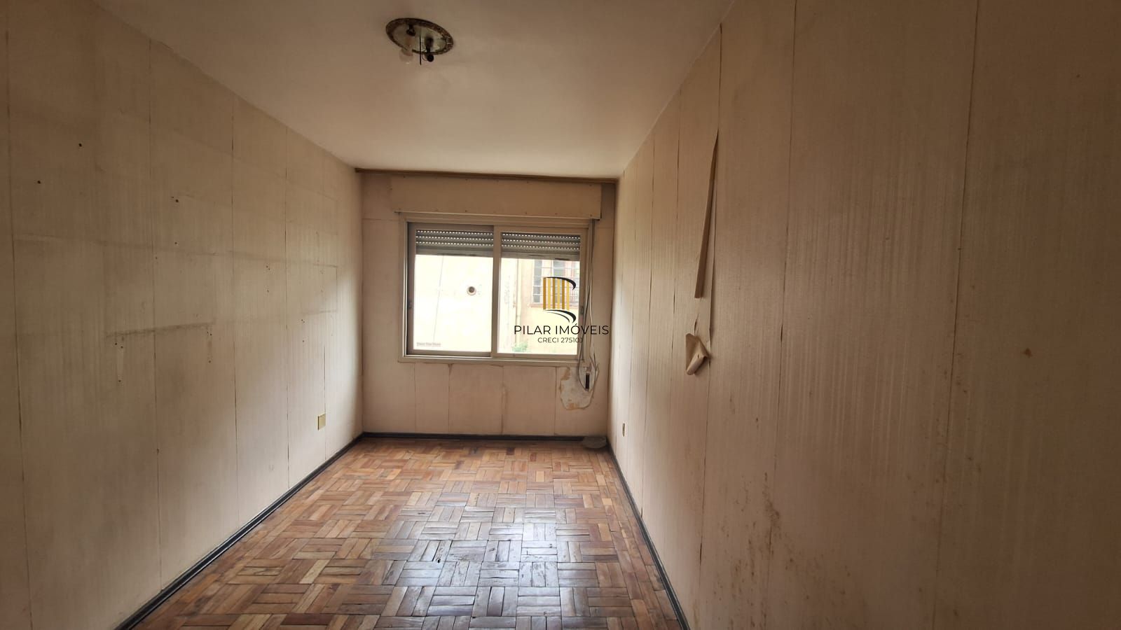 Apartamento para reformar  de 2 dormitórios com vista privilegiada