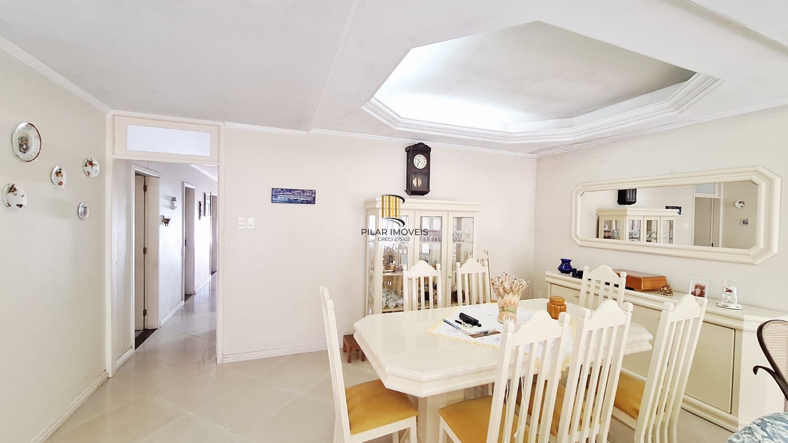 Casa com 4 dormitórios, piscina, 4 vagas, no bairro Teresópolis, Porto Alegre,RS