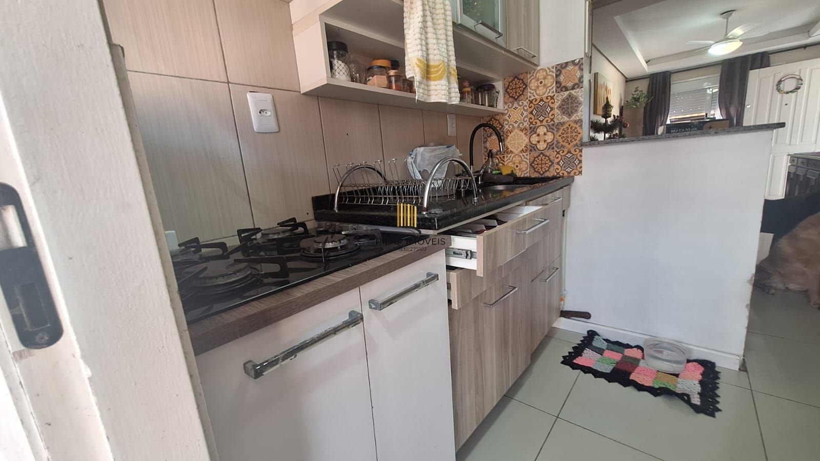 Casa com 2 dormitórios, 1 vaga, no bairro Hípica, em Porto Alegre, RS