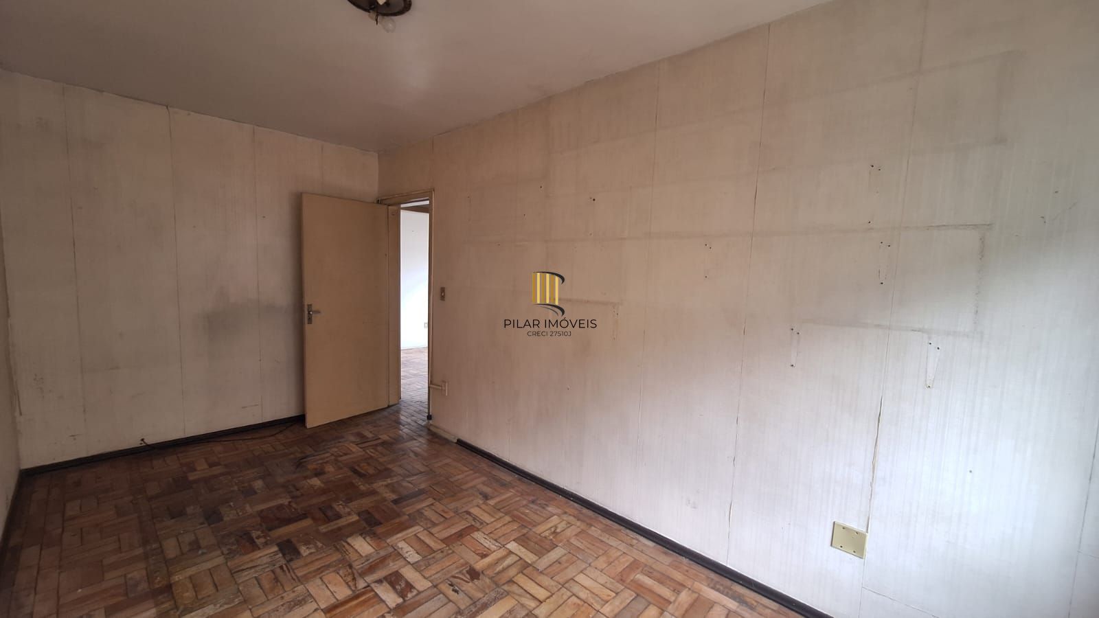 Apartamento para reformar  de 2 dormitórios com vista privilegiada