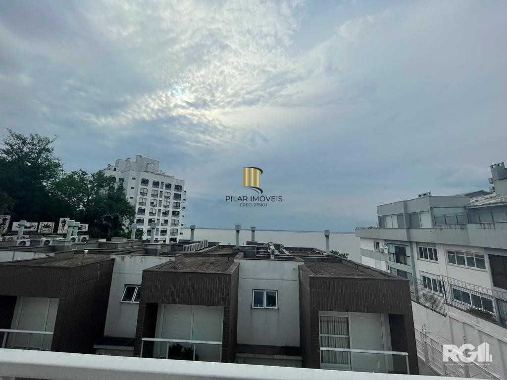 Casa com 3 suítes, vista para o Guaíba, 3 vagas, no bairro Cristal, Porto Alegre, RS