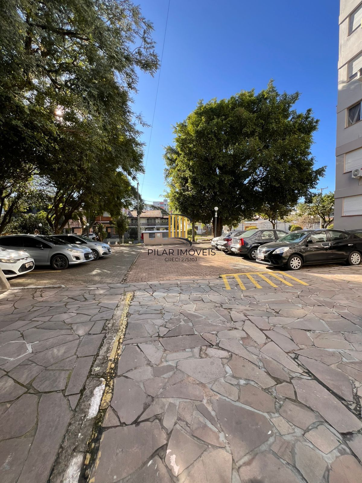 Apartamento com 3 dormitórios, 1 vaga, no bairro Cristal, Porto Alegre, RS