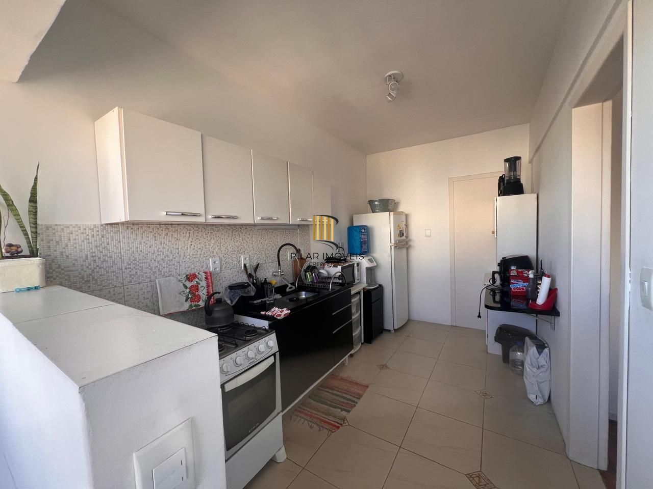Apartamento  de 3 dormitórios  na Duque de Caxias  -  Centro de Porto Alegre/RS