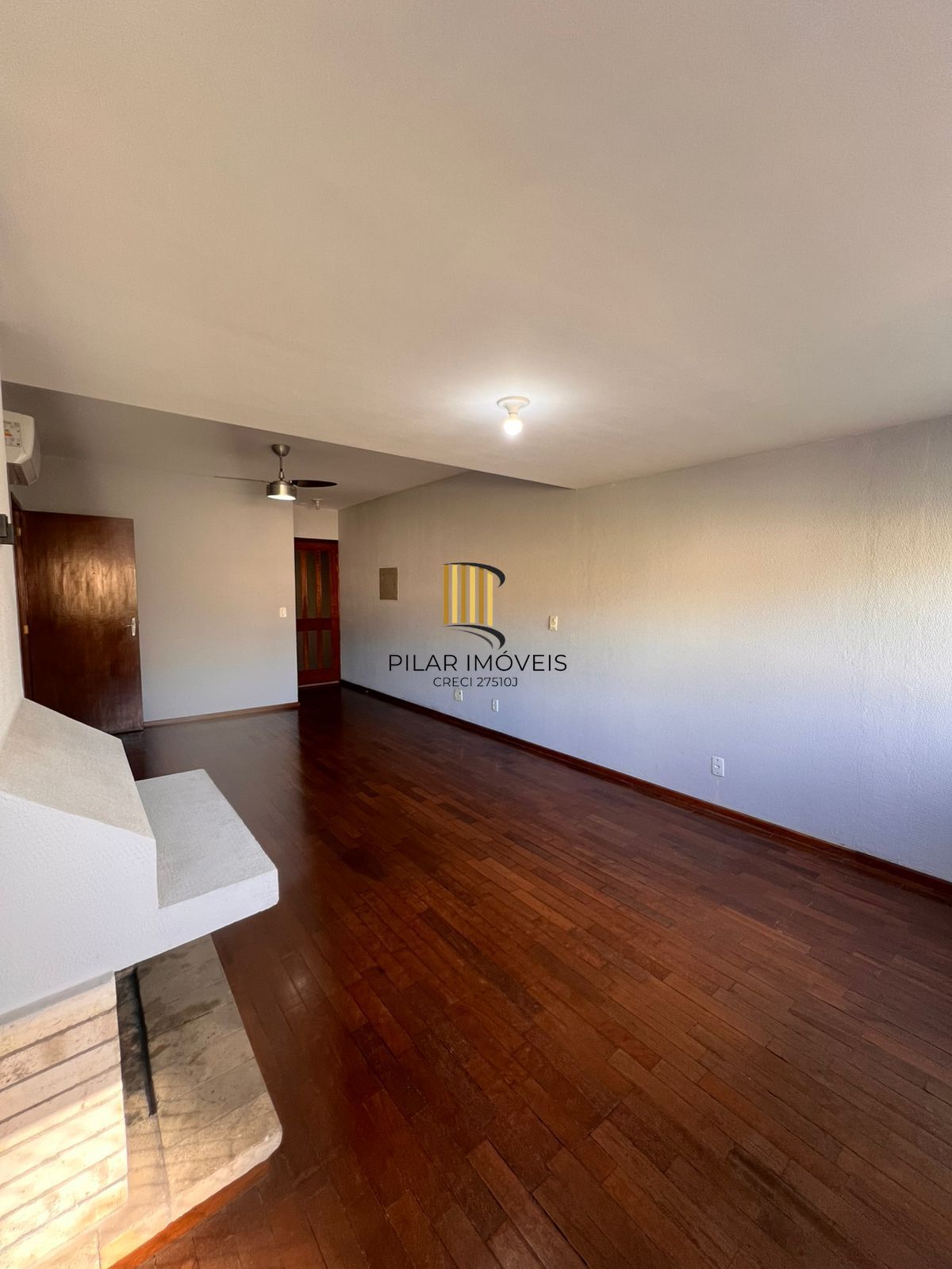 Apartamento com 2 dormitórios,1 vaga, no bairro Cristo Redentor, em Porto Alegre