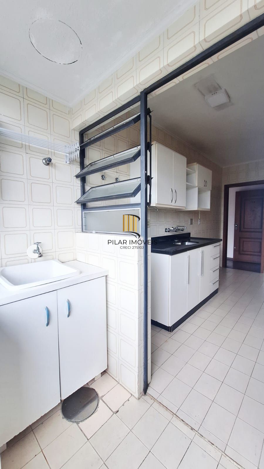 Apartamento 2 dormitórios bairro Jardim Botânico