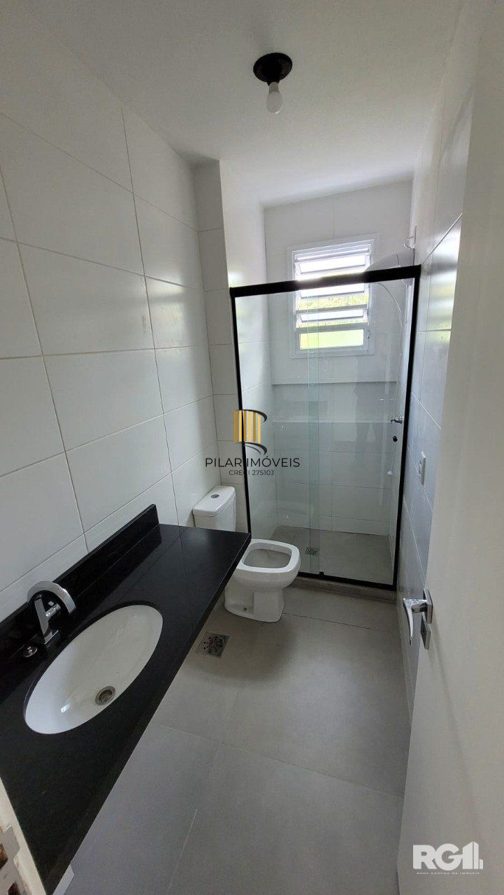 Apartamento com 2 dormitórios, 1 vaga, no bairro Teresópolis, Porto Algre, RS
