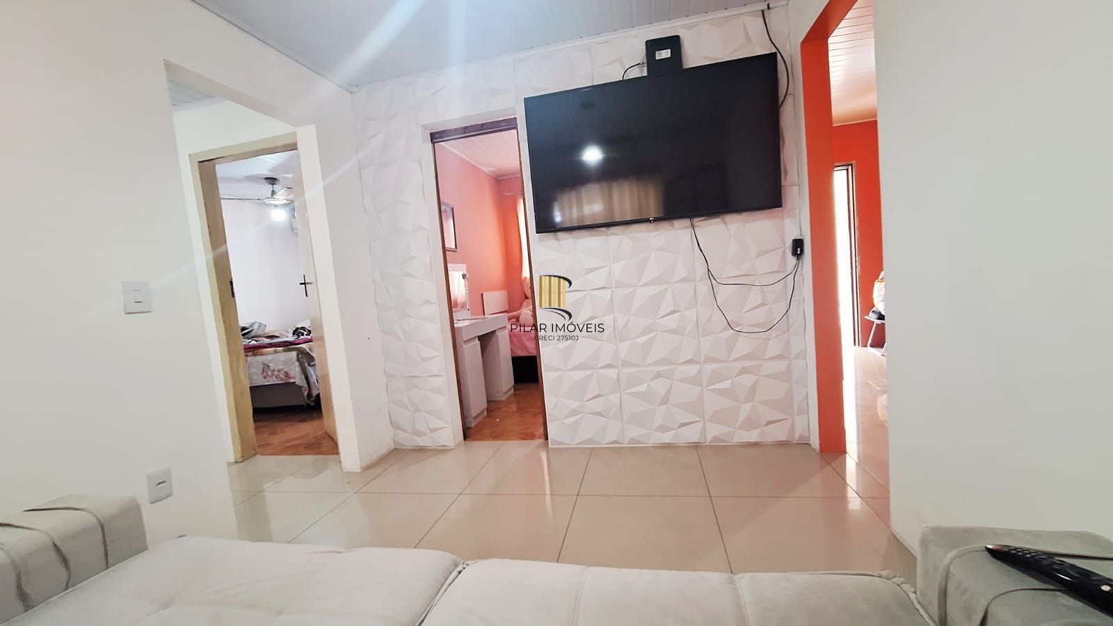 Se você procura uma casa com pátio e churrasqueira  para receber sua família e amigos , aqui é seu lugar!