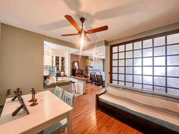 Apartamento à Venda no Centro de Xangri-Lá – A Uma Quadra do Mar!