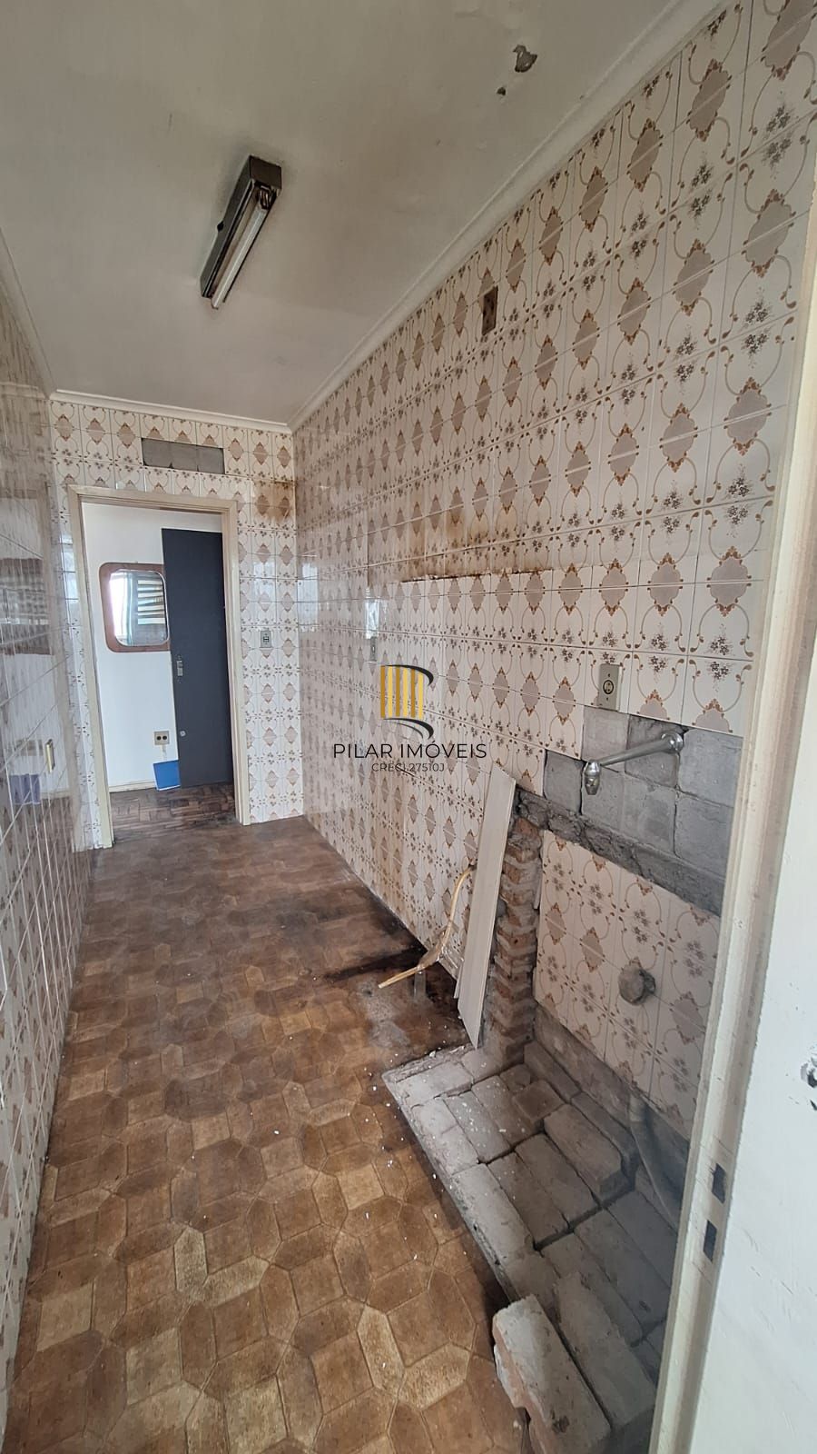 Apartamento para reformar  de 2 dormitórios com vista privilegiada