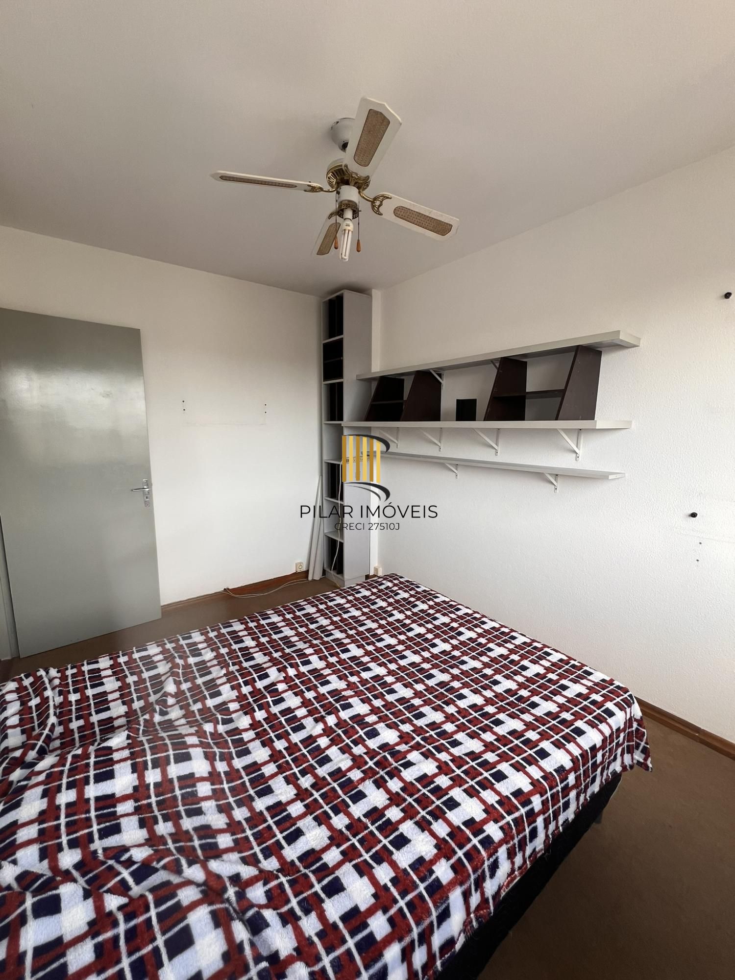 Apartamento com 2 dormitórios, 1 vaga no bairro Glória, em Porto Alegre, RS