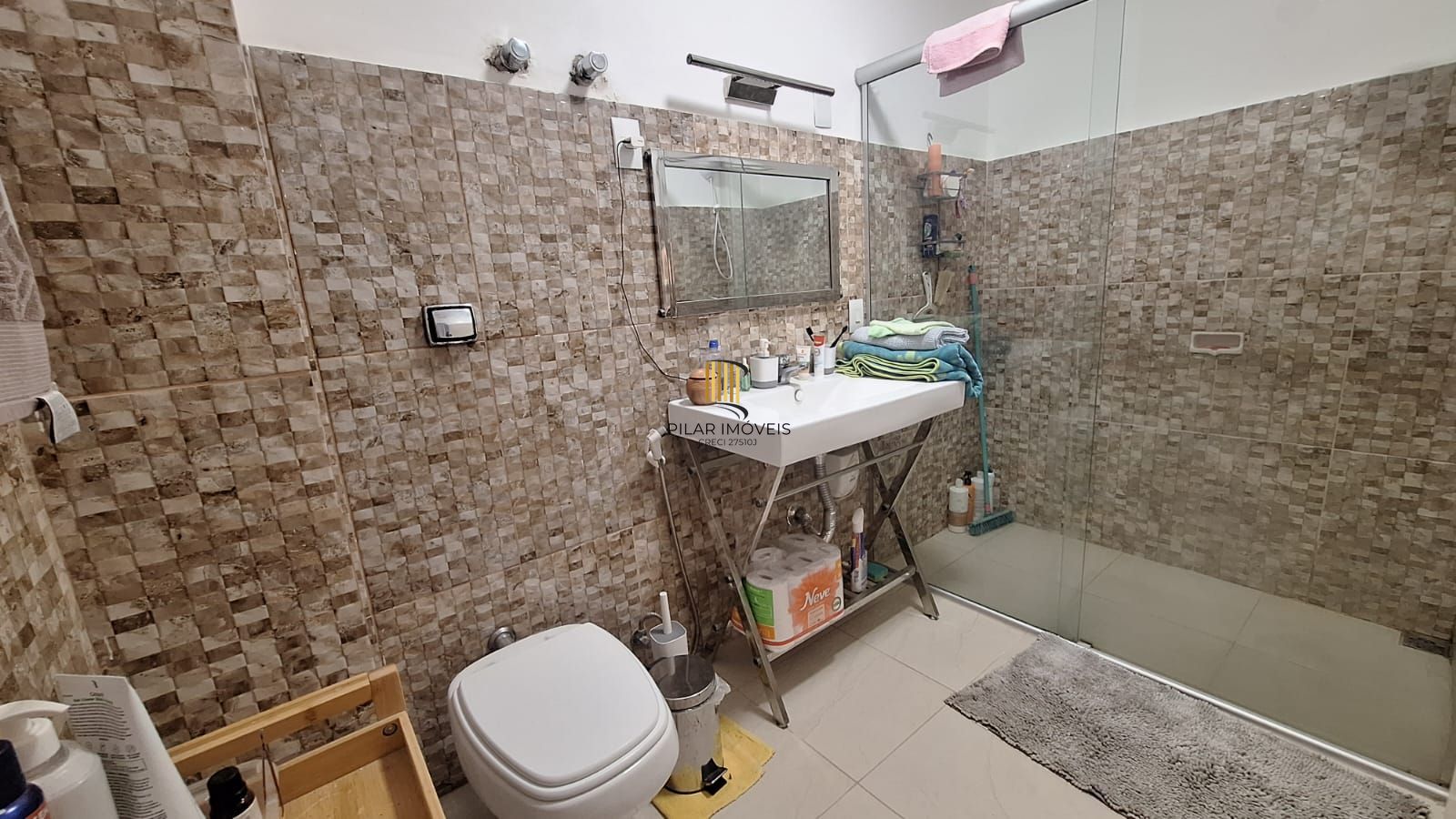 Apartamento  de 3 dormitórios  na Duque de Caxias  -  Centro de Porto Alegre/RS